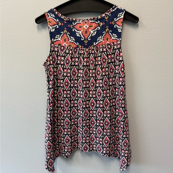Anthropologie Akemi + Kin V-Neck Handkerchief Hem Sleeveless Top Navy + Pink XS - Picture 5 of 9